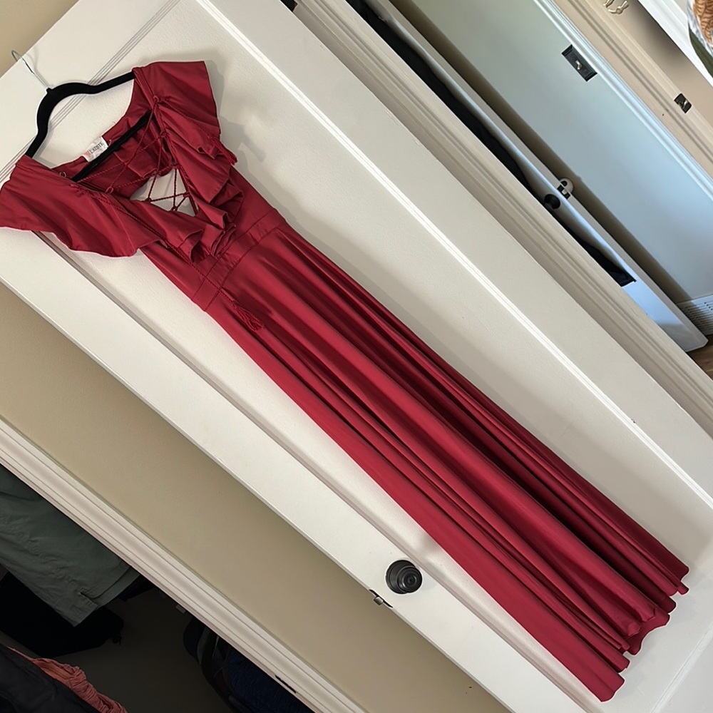Elegant Red Ruffled Dress